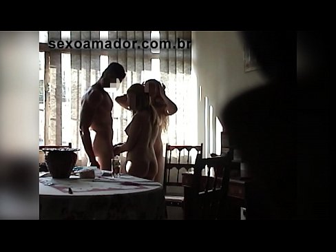 ❤️ جنسي ملګري د هغه سره یو لوی سړی او یو درېیم بلنه ورکوي ☑  ️❤